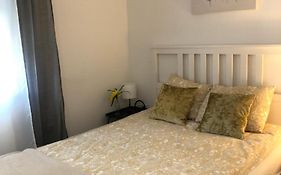 Studio Stipe- With Free Parking, Self Check-In